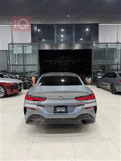 بي ام دبليو 8 الفئة